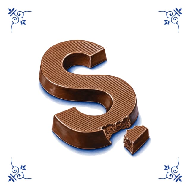 Lettre en chocolat, carreau bleu de Delft